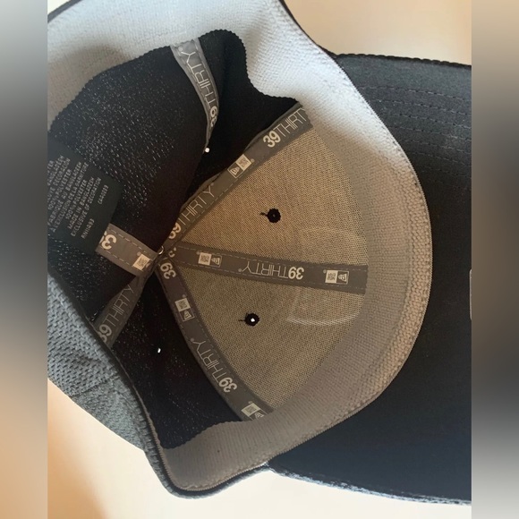 Raiders, Las Vagas, Oakland NFL Fitted Cap / Hat, 39Thirty MEDIUM-LARGE, NWT! - Picture 2 of 5